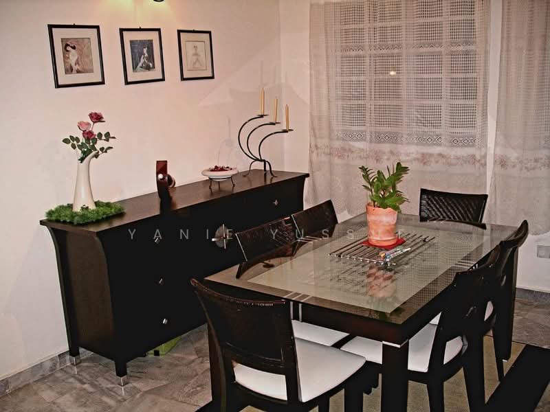 2-storey Terraced House for Sale in Bandar Kinrara (Selangor) - Yanie Yussuf - Dining Room - PropertyGuru.com.my