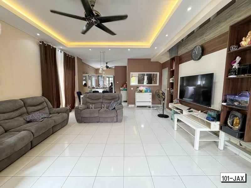 Terraced House for Sale in Setia Alam (Selangor) - Kenny Chan - Living Room - PropertyGuru.com.my