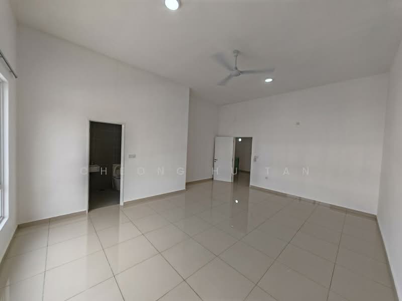 2-storey Terraced House for Rent in Seremban (Negeri Sembilan) - Cheong Hu Tan - Living Room - PropertyGuru.com.my