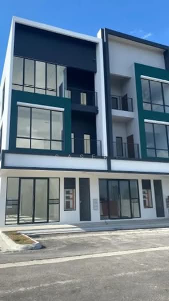 Shop / Office for Sale in Austin Crest (Johor Bahru) - SASER TAN. - Exterior - PropertyGuru.com.my