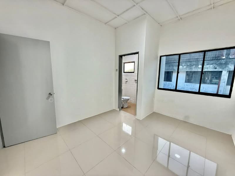 Taman Sri Kluang @ Kluang untuk Untuk Dijual - RM 348,000, Feb 2026 - Interior - PropertyGuru.com.my