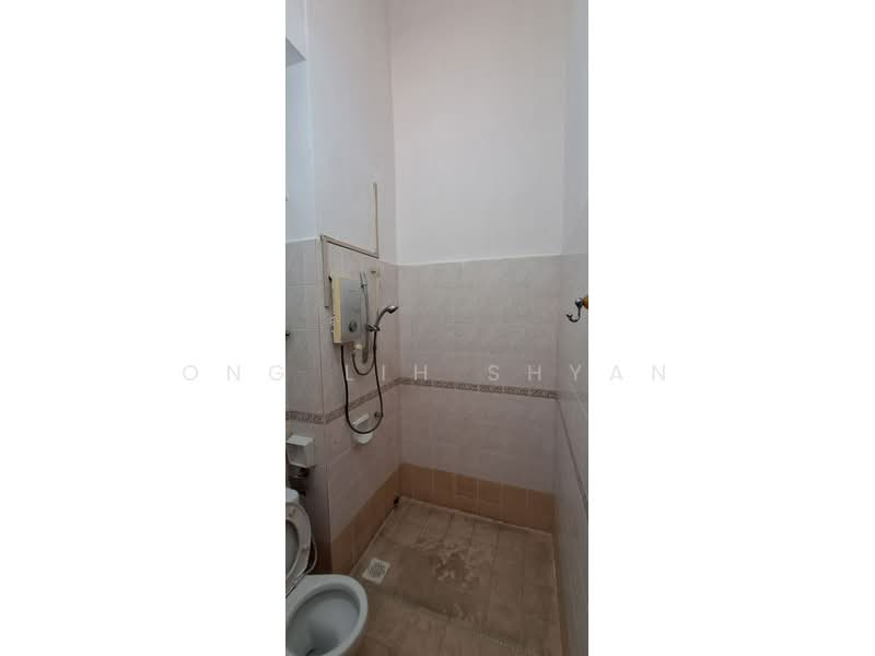 Taman Bukit Indah untuk Untuk Dijual - RM 738,000, Feb 2026 - Bathroom - PropertyGuru.com.my