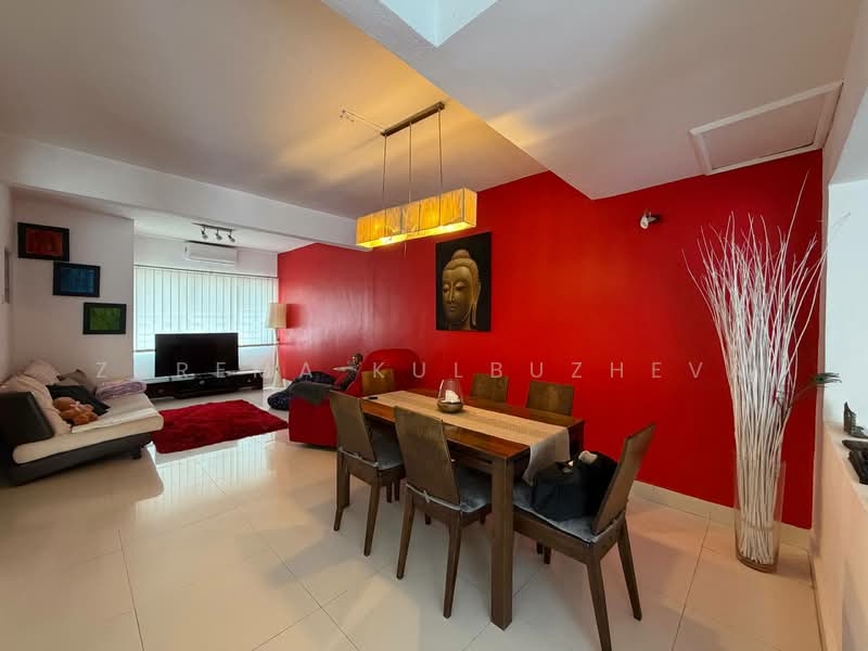 2-storey Terraced House for Sale in Taman Pinggiran Ukay (Ulu Kelang) - Zarema Kulbuzheva - Living Room - PropertyGuru.com.my