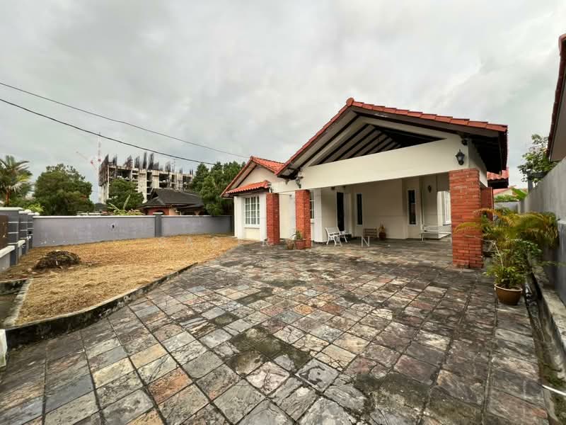 Bungalow for Sale in Taman Abad (Johor Bahru) - SASER TAN. - Exterior - PropertyGuru.com.my