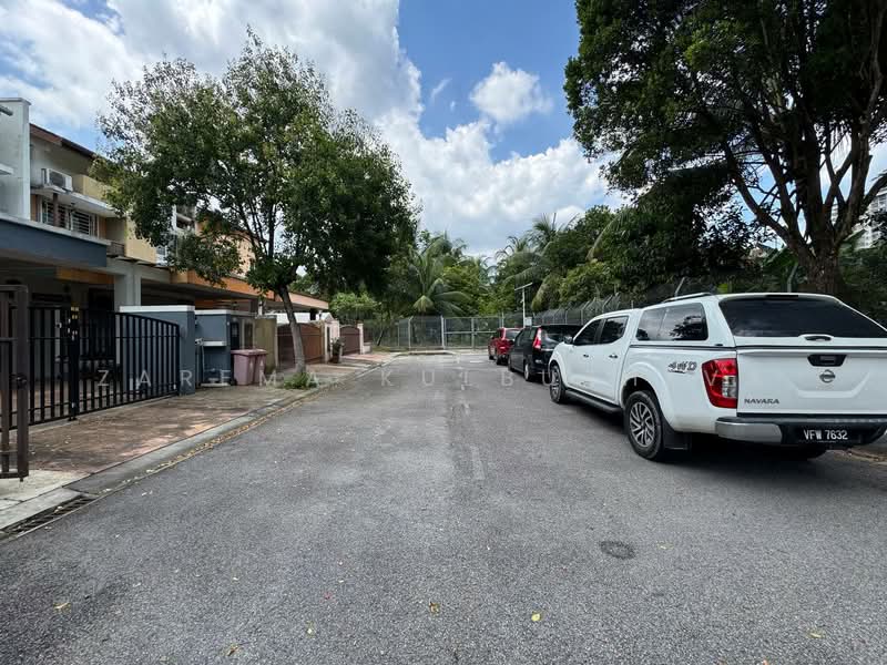 2-storey Terraced House for Sale in Sutera Damansara (Damansara Damai) - Zarema Kulbuzheva - Exterior - PropertyGuru.com.my