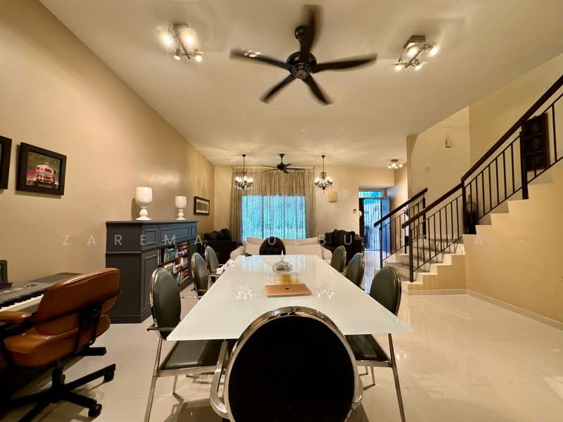 2-storey Terraced House for Sale in Sutera Damansara (Damansara Damai) - Zarema Kulbuzheva - Dining Room - PropertyGuru.com.my