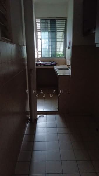 Flat for Rent at Bandar Baru Kundang - Shaiful Rudy - Kitchen - PropertyGuru.com.my
