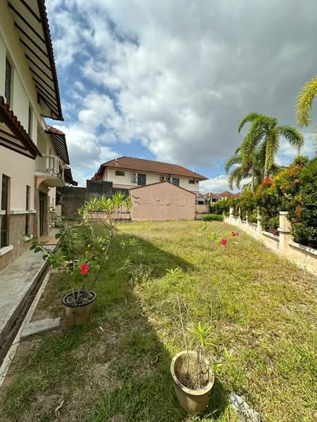 Cluster House for Sale in Bandar Putra (Kulai) - Claire Lai - Exterior - PropertyGuru.com.my
