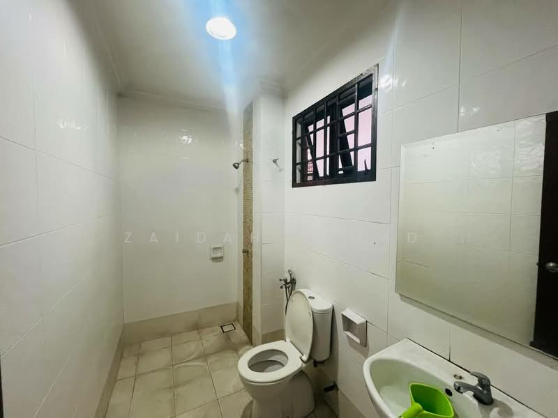 2-storey Terraced House for Sale in Putra Heights (Subang Jaya) - Zaidah Ahmad - Bathroom - PropertyGuru.com.my