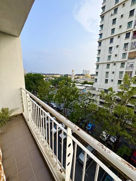 Condominium for Sale at Kristal Heights - NORFADILAH ZAINUDDIN - Balcony - PropertyGuru.com.my