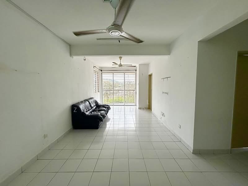 Alam Budiman (Sri Budiman) untuk Untuk Dijual - RM 285,000, Mac 2026 - Living Room - PropertyGuru.com.my