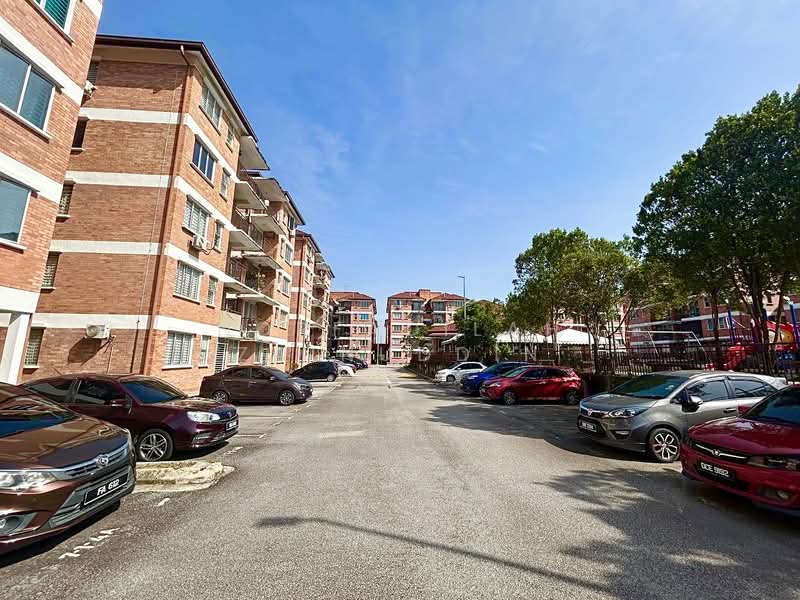 Alam Budiman (Sri Budiman) untuk Untuk Dijual - RM 275,000, Mac 2026 - Exterior - PropertyGuru.com.my