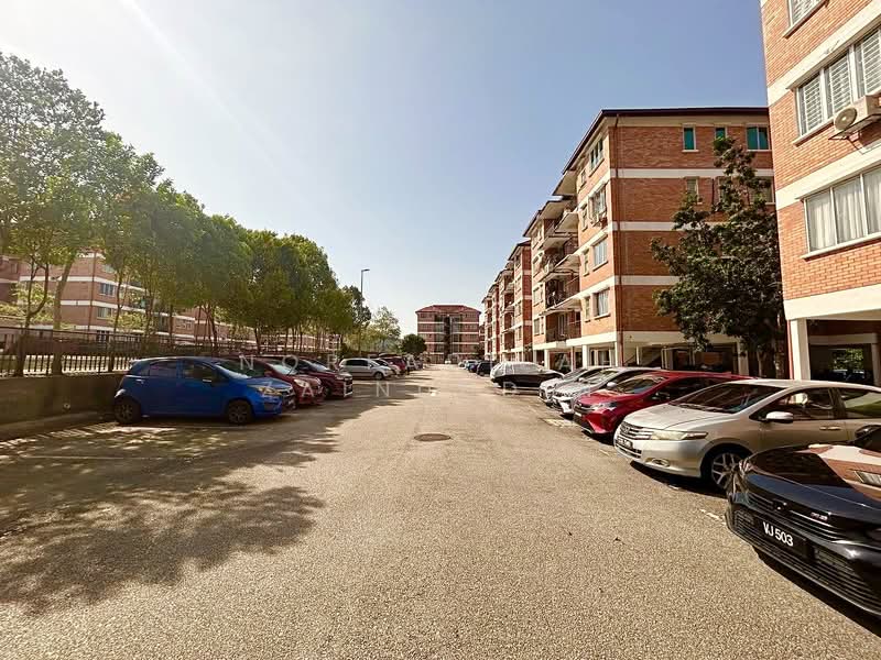 Alam Budiman (Sri Budiman) untuk Untuk Dijual - RM 275,000, Mac 2026 - Exterior - PropertyGuru.com.my