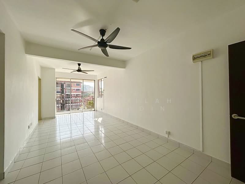 Alam Budiman (Sri Budiman) untuk Untuk Dijual - RM 275,000, Mac 2026 - Living Room - PropertyGuru.com.my