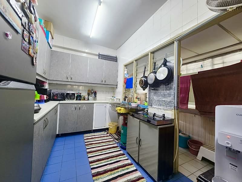 Condominium for Sale at Kemuncak Shah Alam - NORFADILAH ZAINUDDIN - Kitchen - PropertyGuru.com.my