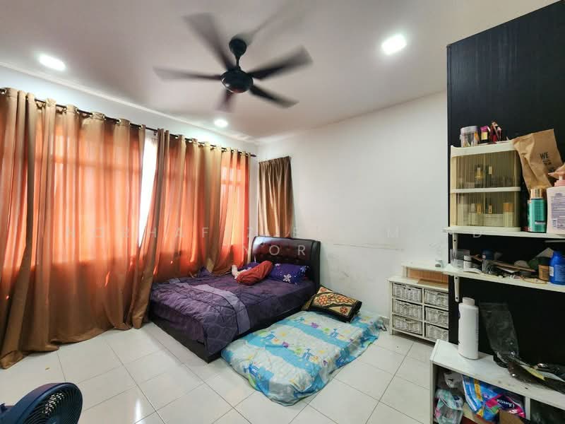 Rumah Teres 2 Tingkat untuk Dijual di Taman Setia Permai (Klang) - Norhafiz Bin Mohd Nor - Bedroom - PropertyGuru.com.my