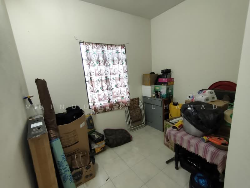 1-storey Terraced House for Sale in Hutan Melintang (Perak) - Muinuddin Muhamad - PropertyGuru.com.my