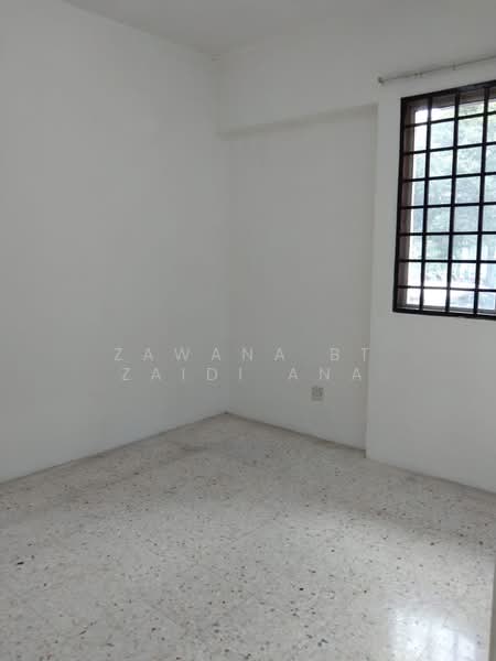 Pangsapuri untuk Dijual di Pangsapuri Sri Maya - Zawana BT Zaidi Ana - Interior - PropertyGuru.com.my