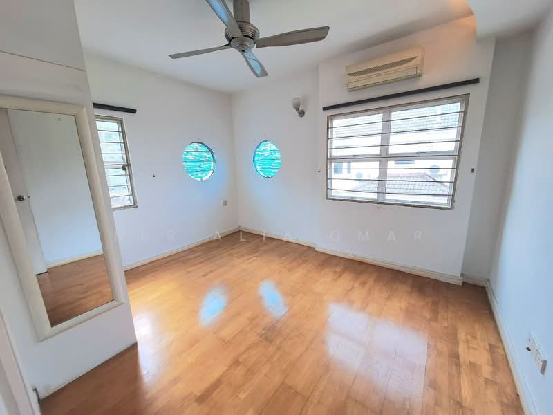 Bungalow for Sale in Shah Alam (Selangor) - Nur Alia Omar - PropertyGuru.com.my