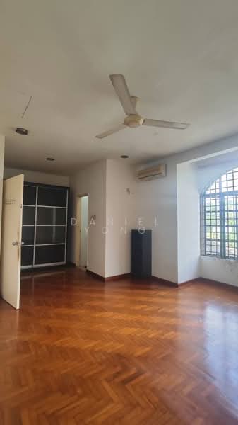 2-storey Terraced House for Sale in Bandar Seri Alam (Masai) - Daniel Yong - Living Room - PropertyGuru.com.my
