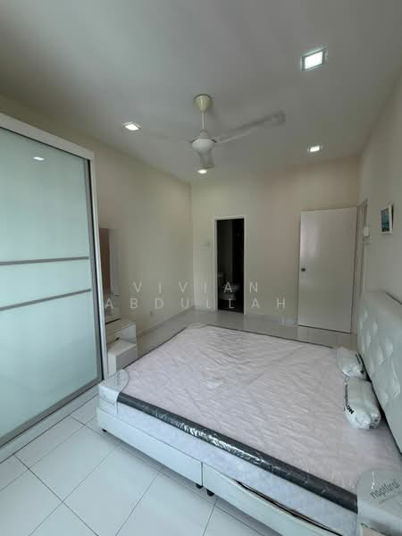 Service Residence for Sale at Jentayu Residensi @ Tampoi - Vivian Abdullah - Bedroom - PropertyGuru.com.my