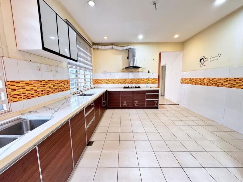 Semi-Detached House for Sale in Bangi (Selangor) - Ajwad Azizan - Kitchen - PropertyGuru.com.my