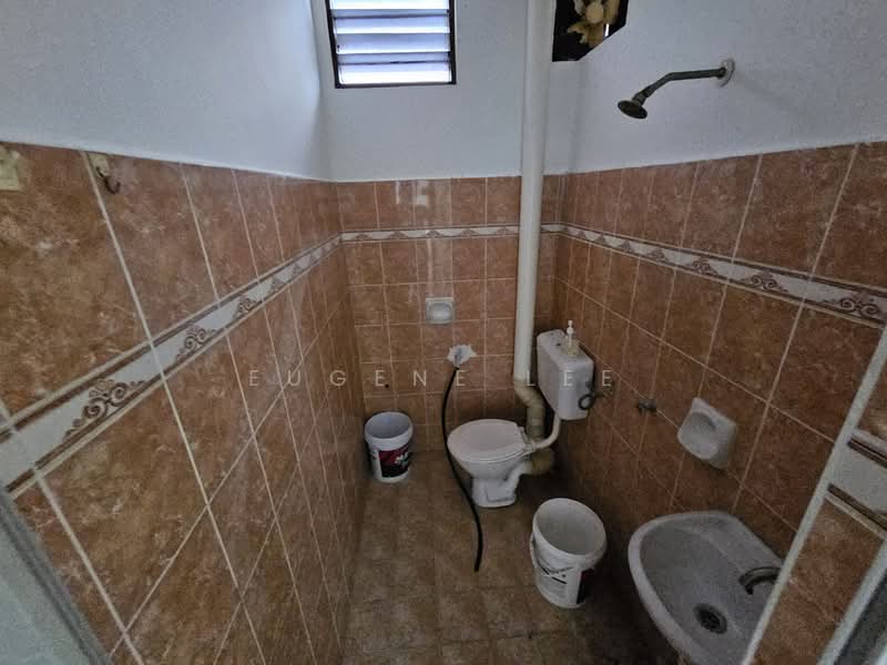 Semi-Detached House for Sale in Batu Uban (Gelugor) - Eugene Lee - Bathroom - PropertyGuru.com.my