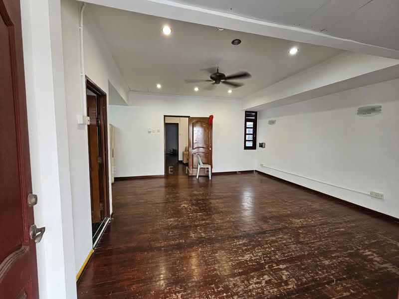 Semi-Detached House for Sale in Batu Uban (Gelugor) - Eugene Lee - Living Room - PropertyGuru.com.my