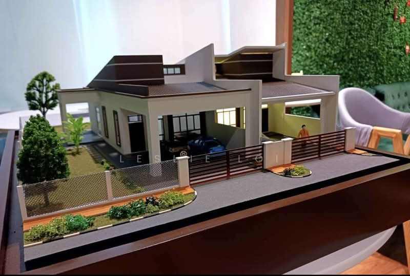 1-storey Terraced House for Sale in Petra Jaya (Kuching) - Leslie Loi - Exterior - PropertyGuru.com.my