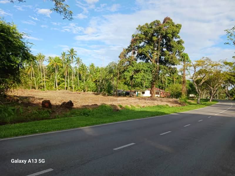 1-storey Terraced House for Sale in Petra Jaya (Kuching) - Leslie Loi - PropertyGuru.com.my
