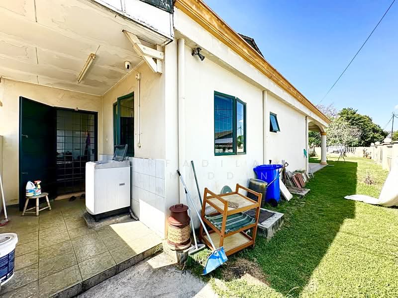 2-storey Terraced House for Sale in Taman Sri Buloh (Sungai Buloh) - NORFADILAH ZAINUDDIN - Exterior - PropertyGuru.com.my