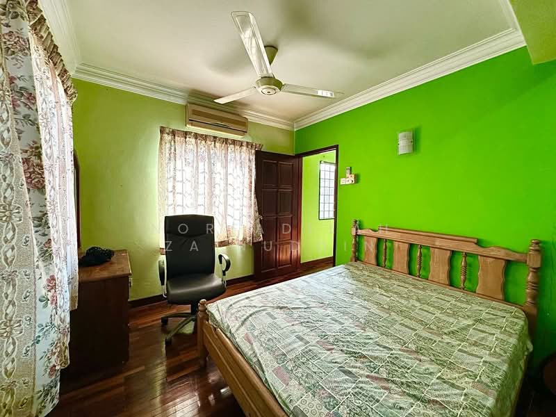 2-storey Terraced House for Sale in Taman Sri Buloh (Sungai Buloh) - NORFADILAH ZAINUDDIN - Bedroom - PropertyGuru.com.my
