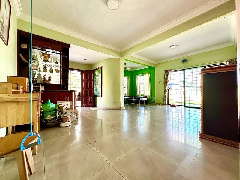 2-storey Terraced House for Sale in Taman Sri Buloh (Sungai Buloh) - NORFADILAH ZAINUDDIN - Living Room - PropertyGuru.com.my