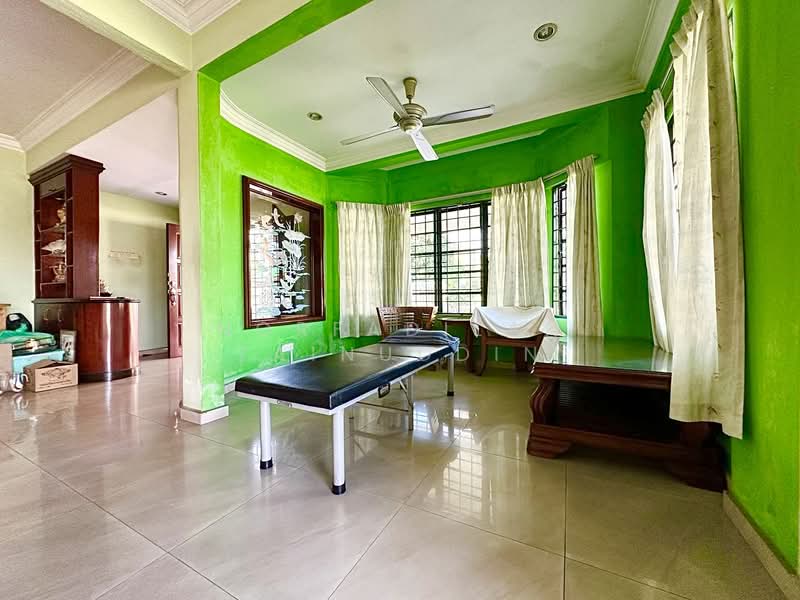 2-storey Terraced House for Sale in Taman Sri Buloh (Sungai Buloh) - NORFADILAH ZAINUDDIN - Living Room - PropertyGuru.com.my