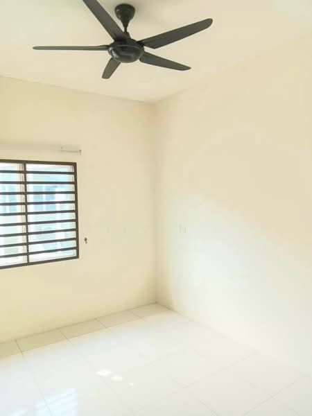 Taman Pengkalan Tiara untuk Untuk Dijual - RM 430,000, Feb 2026 - Interior - PropertyGuru.com.my