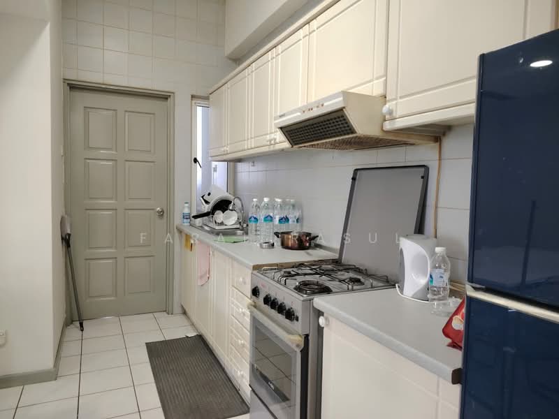 Condominium for Rent at 1A Stonor - Farah Rasul - Kitchen - PropertyGuru.com.my