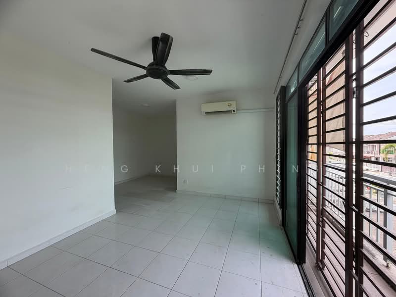 Taman Muzaffar Heights untuk Untuk Dijual - RM 485,000, Mac 2026 - Interior - PropertyGuru.com.my