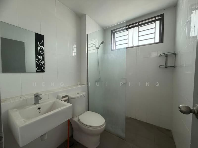 Taman Muzaffar Heights untuk Untuk Dijual - RM 485,000, Mac 2026 - Bathroom - PropertyGuru.com.my