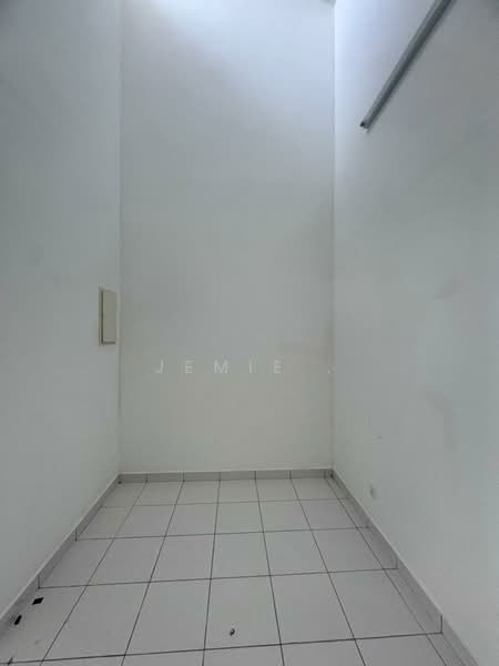 2-storey Terraced House for Sale in Bandar Bistari Perdana (Pasir Gudang) - Jemie . - Interior - PropertyGuru.com.my