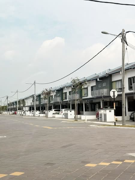 2-storey Terraced House for Rent in Dengkil (Selangor) - Asna Abdul Rahman - Exterior - PropertyGuru.com.my
