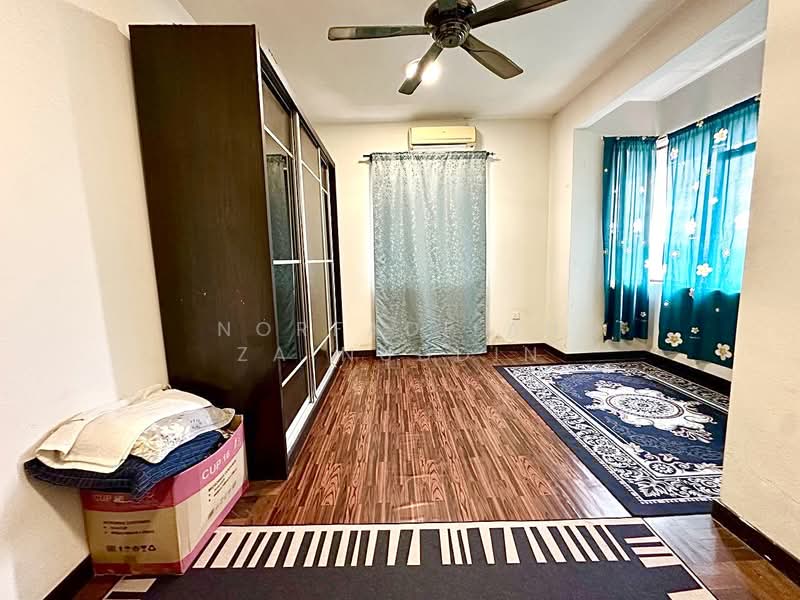 Condominium for Sale at Armanee - NORFADILAH ZAINUDDIN - Bedroom - PropertyGuru.com.my