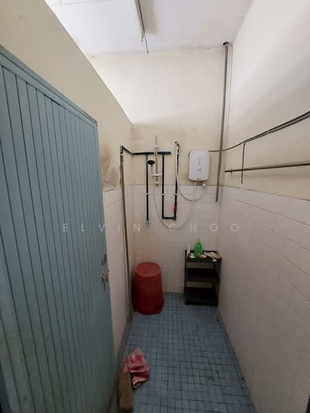 1-storey Terraced House for Sale in Taman Sukun (Bukit Mertajam) - Elvin Choo - Bathroom - PropertyGuru.com.my