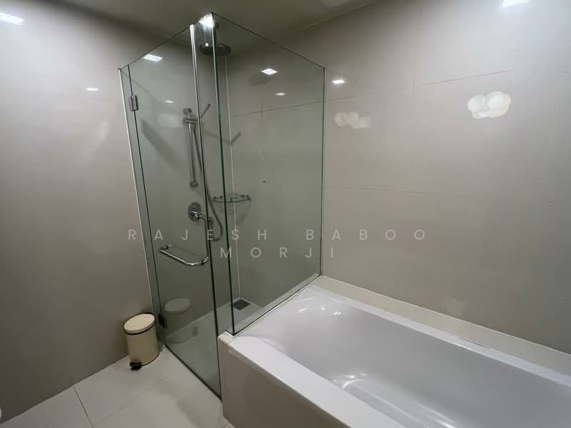 Service Residence for Rent at Cormar Suites (Fraser Place (Lot 163)) - Rajesh Baboo Morji - Bathroom - PropertyGuru.com.my
