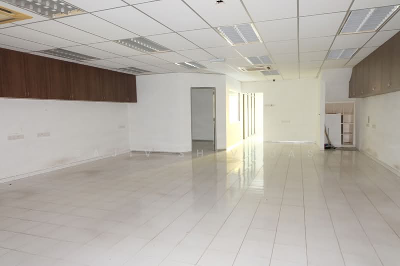 Shop for Rent in Taman Tun Dr Ismail (Kuala Lumpur) - Sajiv Shivadas - Interior - PropertyGuru.com.my