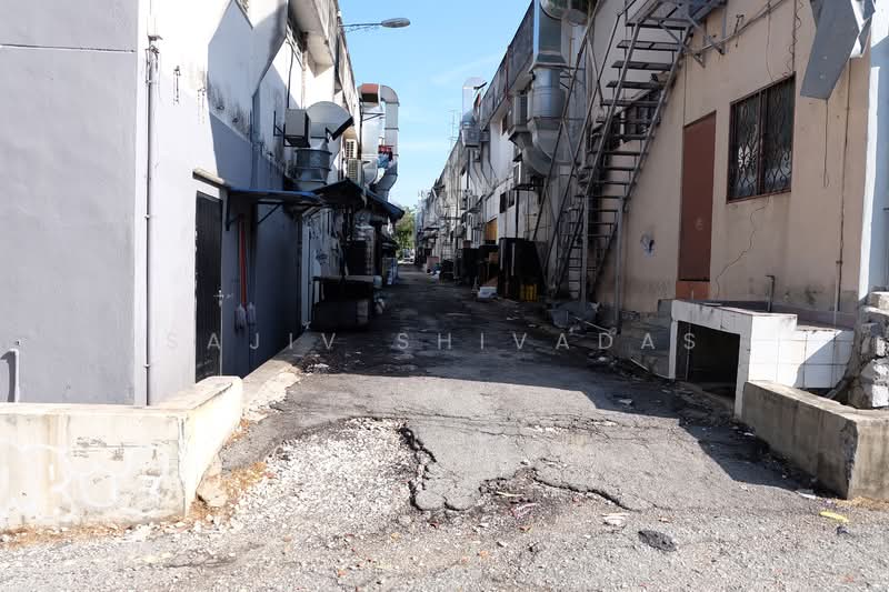 Shop for Rent in Taman Tun Dr Ismail (Kuala Lumpur) - Sajiv Shivadas - Exterior - PropertyGuru.com.my