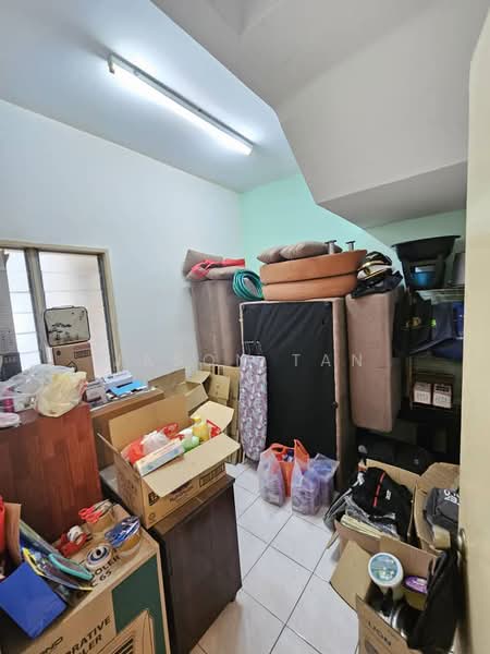 2-storey Terraced House for Sale in TAMAN PUCHONG UTAMA (Puchong) - Jason Tan - Interior - PropertyGuru.com.my