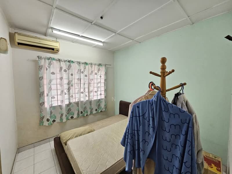 2-storey Terraced House for Sale in TAMAN PUCHONG UTAMA (Puchong) - Jason Tan - Bedroom - PropertyGuru.com.my