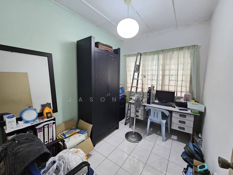2-storey Terraced House for Sale in TAMAN PUCHONG UTAMA (Puchong) - Jason Tan - Study - PropertyGuru.com.my