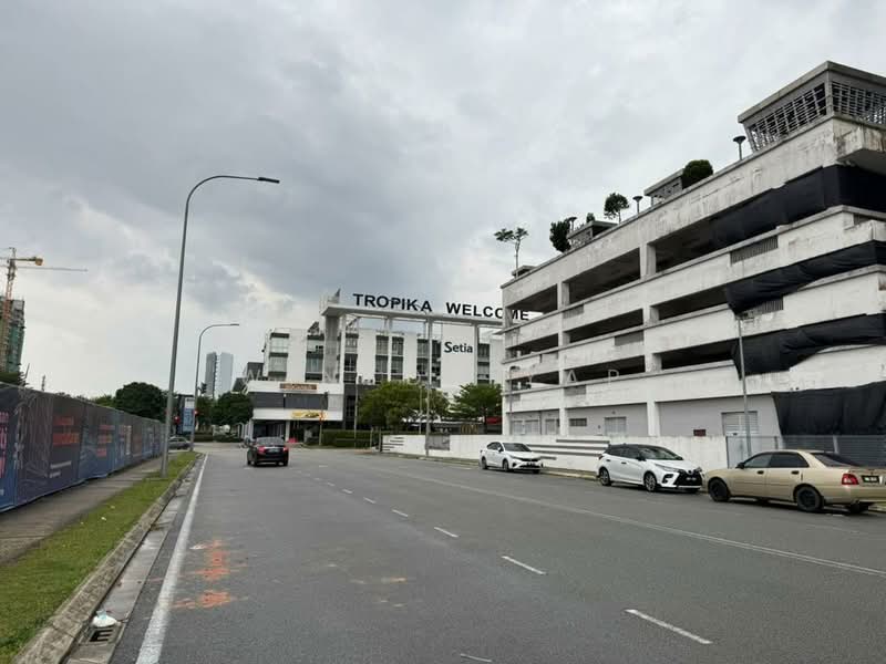 Service Residence for Sale at Sky Gardens Residences - Winson Yap - Exterior - PropertyGuru.com.my