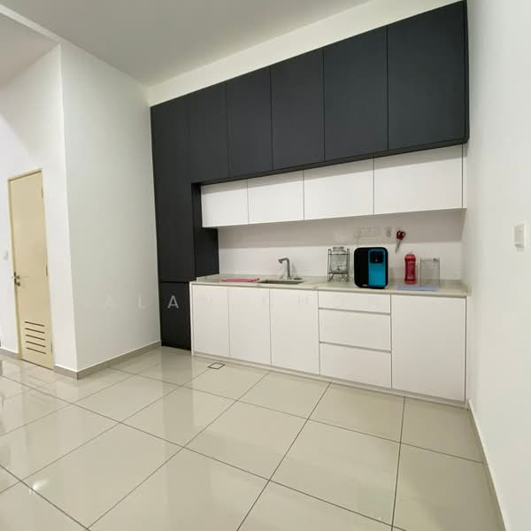 Cluster House for Sale in Johor Bahru (Johor) - Alan Chong - Kitchen - PropertyGuru.com.my